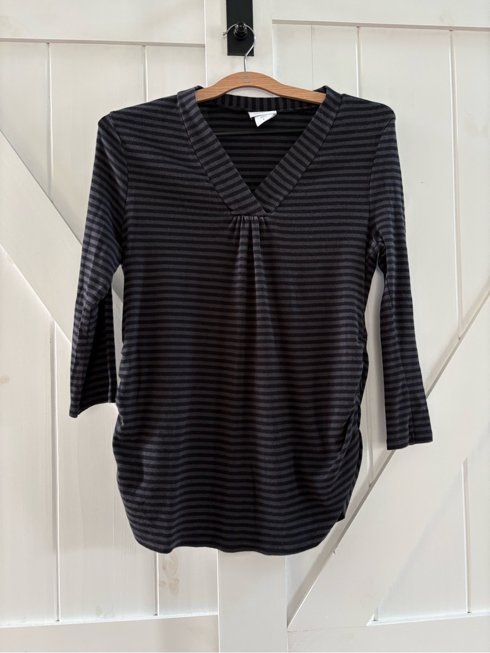 Oh Baby by Motherhood Maternity Striped V-Neck 3/4 Sleeve Top